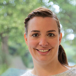 Henneke, Sabine
